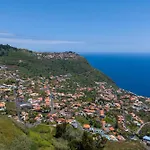 Mansao Macau By Lovelystay * Arco da Calheta (Madeira)
